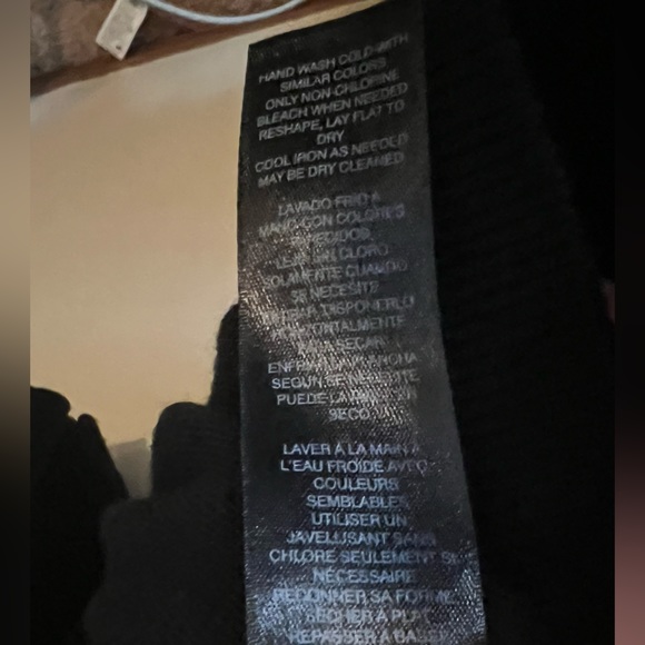 WHITE HOUSE BLACK MARKET Ladies Sweater with Sparkle Embellishments XL - Picture 4 of 14